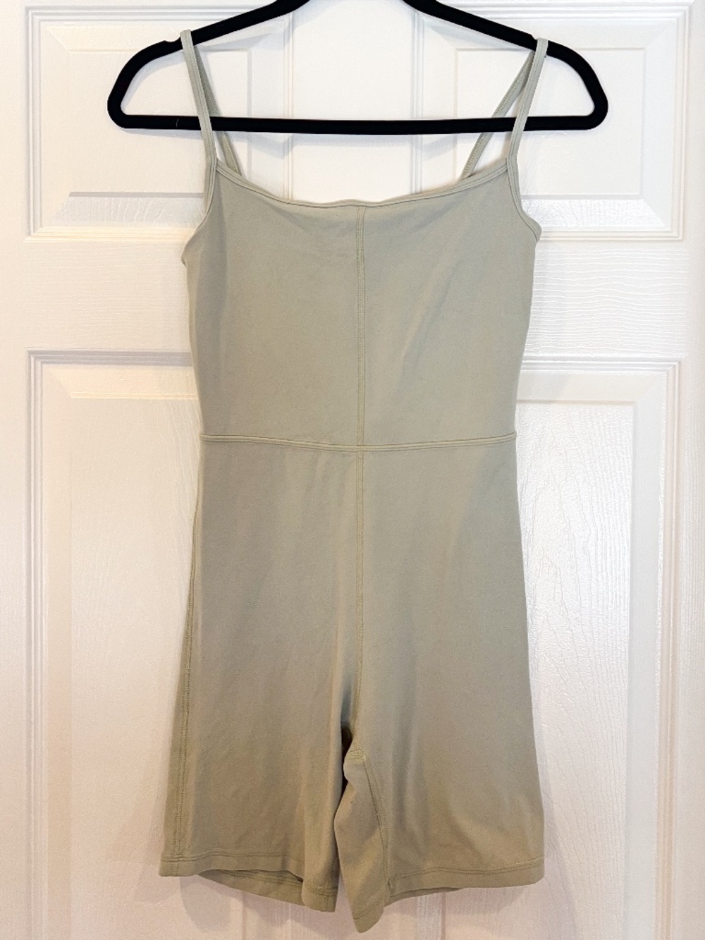 Wilfred Aritzia Butter Soft Sage Green Workout Romper Onesie Size S